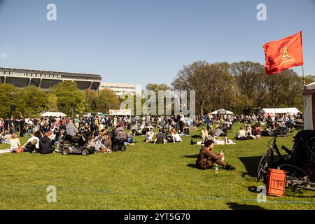 Kopenhagen, Dänemark. Mai 2024. Die Feier des Internationalen Arbeitstages in Faelledparken. (Foto: Kristian Tuxen Ladegaard Berg/SOPA Images/SIPA USA) Credit: SIPA USA/Alamy Live News Stockfoto