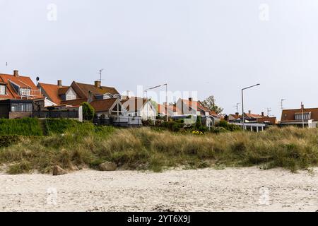 Häuser am Meer auf der Insel Bornholm, Dänemark. Hochwertige Fotos Stockfoto