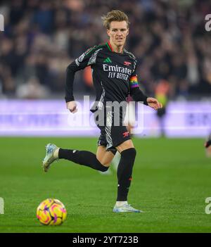 London, Großbritannien. November 2024 30. West Ham Utd gegen Arsenal - Premier League - London Stadium. Arsenals Martin Odegaard in Aktion. Bildnachweis: Mark Pain / Alamy Live News Stockfoto