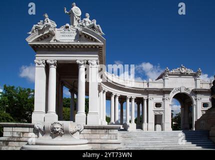 Das Jose Miguel Gomez Denkmal in La Habana, Havanna, Kuba Stockfoto