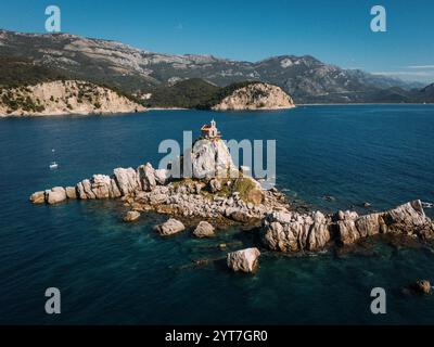 St. Nedjelja Kirche Orthodoxe Kirche in Montenegro an der Adria, Balkan Stockfoto