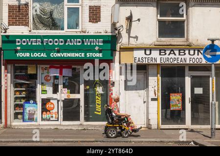 England, Kent, Dover, Straßenszene Stockfoto