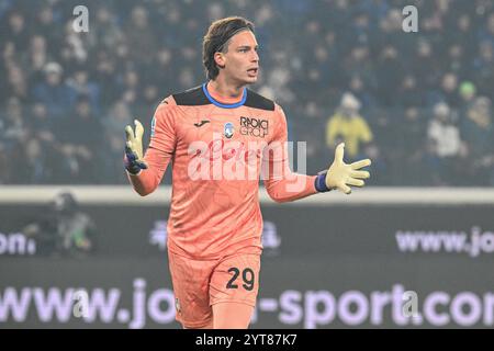 Bergamo, Italien. Dezember 2024. Marco Carnesecchi (Atalanta BC) während des Spiels Atalanta BC gegen AC Milan, italienische Fußball Serie A in Bergamo, Italien, 06. Dezember 2024 Credit: Independent Photo Agency/Alamy Live News Stockfoto