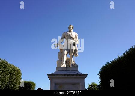 Statue von König Heinrich IV. Auf dem Place Royale in Pau, Pyrenäen, Frankreich, Europa Stockfoto