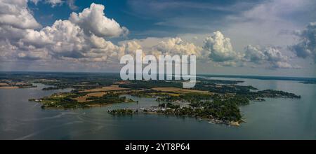 APRIL 2023, OXFORD, EASTERN SHORE MARYLAND - USA - aus der Vogelperspektive der kleinen Fischerstadt Chesepeake Bay, Oxford, MD Stockfoto