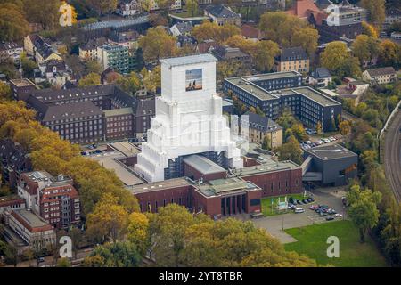 Luftansicht, Deutsches Bergbaumuseum Bochum mit Baustelle und Renovierung des überdachten Wendeturms, Wahrzeichen und Sehenswürdigkeit, Polizeipräsidium Stockfoto