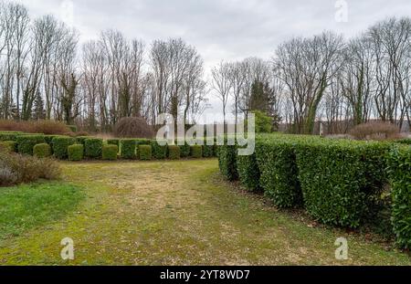 Parklandschaft in der Nähe des Douaumont-Ossarium, ein Denkmal in der Nähe von Verdun in Frankreich Stockfoto