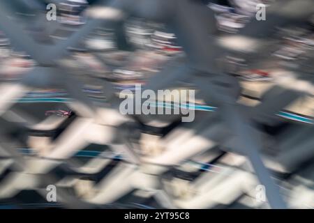 6. Dezember 2024, Abu Dhabi, Singapur, Vereinigte Arabische Emirate: Am Freitag 2024 Formel 1 Abu Dhabi Grand Prix auf dem Yas Marina Circuit. (Credit Image: © Antoine Lapeyre/ZUMA Press Wire) NUR REDAKTIONELLE VERWENDUNG! Nicht für kommerzielle ZWECKE! Stockfoto