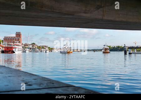 Hafenpanorama von Kappeln an der Schlei unter der Brücke Stockfoto