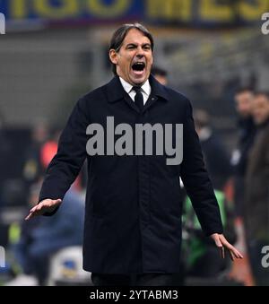 Mailand, Italien. Dezember 2024. Inter Mailand-Cheftrainer Simone Inzaghi reagiert auf ein Fußballspiel der Serie A zwischen Inter Mailand und Parma am 6. Dezember 2024 in Mailand. Quelle: Alberto Lingria/Xinhua/Alamy Live News Stockfoto