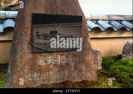 Gedenkstätte für die „Kaiten“ (Suizid-menschlicher Torpedo) der japanischen Kaiserlichen Marine während des Zweiten Weltkriegs in der Saga Arashiyama, Kyoto-Region, Japan. Stockfoto