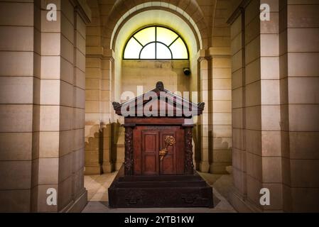 Das Grab von Jean-Jacques Rousseau im Panthéon - Paris, Frankreich Stockfoto