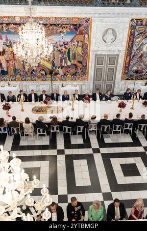 Kopenhagen, Dänemark. Dezember 2024. Königliche Paare Gala-Dinner im Schloss Christiansborg, als König Friedrich X. und Königin Maria von Dänemark den ägyptischen Präsidenten Abdel Fatah al-Sisi bei seinem Staatsbesuch in Dänemark empfangen. Quelle: SOPA Images Limited/Alamy Live News Stockfoto