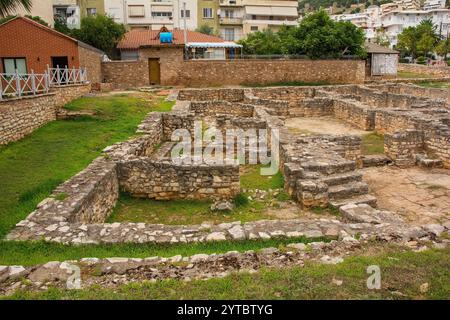 Die Synagoge-Basilika-Anlage im Zentrum von Sarande, Südalbanien. Aus dem 4. Bis 6. Jahrhundert war sie 1. Basilika, später Synagoge Stockfoto