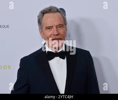 Beverly Hills, Usa. Dezember 2024. Schauspieler Bryan Cranston nimmt am Freitag, den 6. Dezember 2024, an den 38. Jährlichen American Cinematheque Awards zu Ehren von Jessica Chastain im Beverly Hilton in Beverly Hills, Kalifornien, Teil. Roven wurde mit dem Power of Cinema Award ausgezeichnet. Foto: Jim Ruymen/UPI Credit: UPI/Alamy Live News Stockfoto