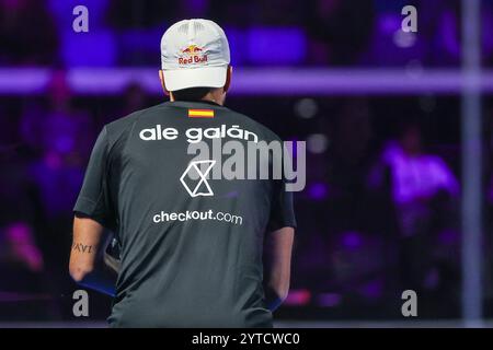 Mailand, Italien. Dezember 2024. Alejandro Galan (ESP) im Spiel von Milano Premiere Padel P1 zwischen Pol Hernandez Alvarez (ESP) Ramiro Jesus Valenzuela (ARG) gegen Federico Chingotto (ARG) Alejandro Galan (ESP) in der Allianz Cloud Arena. Quelle: SOPA Images Limited/Alamy Live News Stockfoto