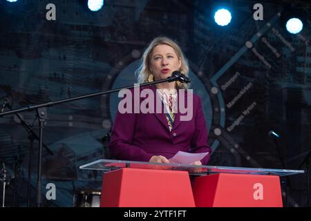 Die Oberbürgermeisterin der Stadt Kopenhagen, Sophie Haestorp Andersen, hält eine Rede während der Verlängerung der M4-U-Bahn-Linie nach Sydhavnen und Valby in Kopenhagen Süd. Stockfoto