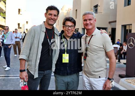 Abu Dhabi, Abu Dhabi. Dezember 2024. (L bis R): Mark Webber (aus) Channel 4 Moderator/Driver Manager mit Michael McIntyre (GBR) Comedian und David Coulthard (GBR) Channel 4 F1 Kommentator. Formel-1-Weltmeisterschaft, Rd 24, großer Preis von Abu Dhabi, Samstag, 7. Dezember 2024. Yas Marina Circuit, Abu Dhabi, VAE. 07.12.2024. Formel-1-Weltmeisterschaft, Rd 24, Grand Prix Von Abu Dhabi, Yas Marina Circuit, Abu Dhabi, Qualifikationstag. Das Foto sollte lauten: XPB/Alamy Live News. Stockfoto