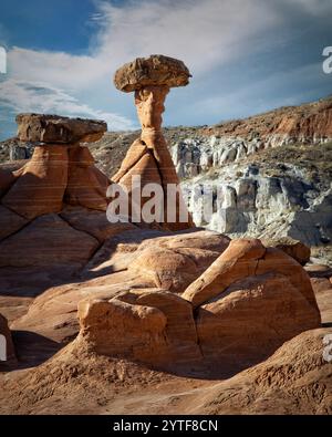 Die „Toadstools“ des Grand Staircase-Escalante National Monument, Utah, befinden sich auf BLM-Lands und sind eine faszinierende Ausstellung natürlicher Felsformationen. Stockfoto