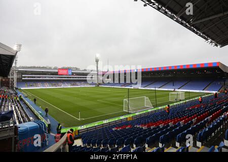 London, Großbritannien. Dezember 2024. Allgemeine Ansicht des Stadions während des Spiels Crystal Palace FC gegen Manchester City FC English Premier League im Selhurst Park, London, England, Großbritannien am 7. Dezember 2024 Credit: Every Second Media/Alamy Live News Stockfoto