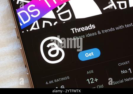 OSTRAVA, TSCHECHIEN – 23. NOVEMBER 2024: App Store mit Meta Threads Social Network Mobile App Stockfoto