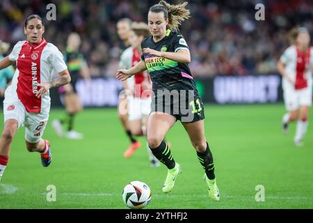 Amsterdam, Niederlande. Dezember 2024. AMSTERDAM, 07.12.2024, Amsterdam Arena, Azerion Eredivisie vrouwen, Ajax - PSV (Frauen), Saison 2024/2025, während des Spiels Ajax - PSV (Frauen), PSV-Spieler Renate Jansen Credit: Pro Shots/Alamy Live News Stockfoto