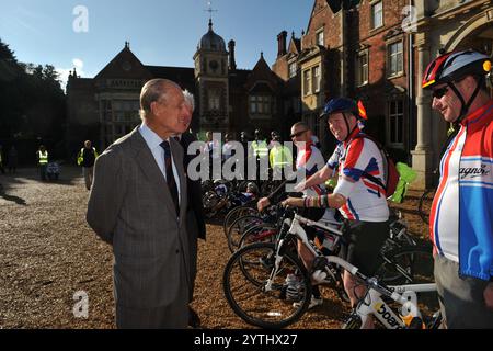 2. JUNI 2012 Sandringham Norfolk CA. 2012 behinderte Veteranen aus Großbritannien und den USA, die alle lebensverändernde Verletzungen in Afghanistan erlitten haben Stockfoto