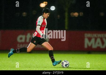 Rotterdam, Niederlande. Dezember 2024. Rotterdam – Toko Koga von Feyenoord V1 während der neunten Runde der Azerion Vrouwen Eredivisie in der Saison 2024/2025. Das Spiel findet zwischen Feyenoord V1 und Telstar V1 in Varkenoord am 7. Dezember 2024 in Rotterdam, Niederlande, statt. Credit: Box to Box Pictures/Alamy Live News Stockfoto