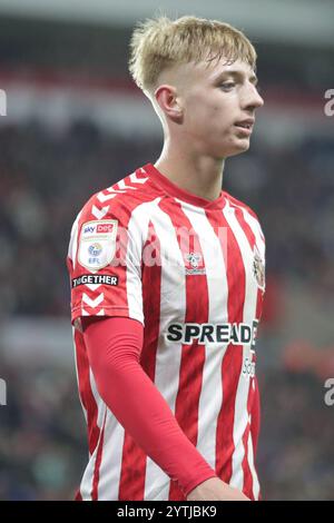 Tom Watson of Sunderland - Sunderland V West Bromwich Albion, Sky Bet Championship, Stadium of Light, Sunderland, Großbritannien - 26. November 2024 nur redaktionelle Verwendung - es gelten Einschränkungen bei DataCo Stockfoto