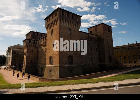 Mantova, Italien - 15. September 2024: Mittelalterliche Festung, Burg Gonzaga Saint George in Italien, Mantua Stockfoto