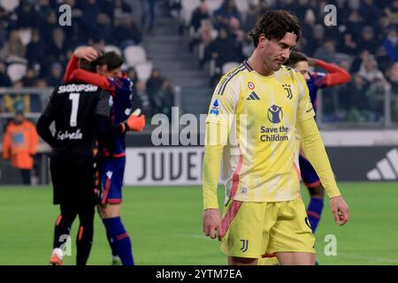 Turin, Italien. Dezember 2024. Dusan Vlahovic (Juventus FC) enttäuscht während des Spiels Juventus FC gegen Bologna FC, italienische Fußball Serie A in Turin, Italien, 07. Dezember 2024 Credit: Independent Photo Agency/Alamy Live News Stockfoto