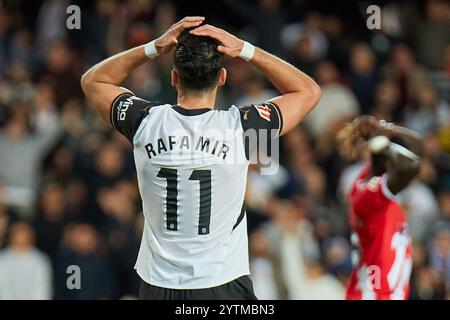 Valencia, Spanien. Dezember 2024. MADRID, SPANIEN - 7. DEZEMBER: Rafa mir Mittelstürmer von Valencia CF reagiert beim LaLiga EA Sports Spiel zwischen Valencia CF und Rayo Vallecano am 7. Dezember 2024 im Mestalla Stadium in Valencia. (Foto von Jose Torres/Photo Players Images/Magara Press) Credit: Magara Press SL/Alamy Live News Stockfoto