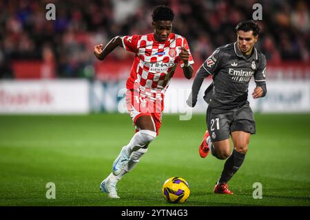 Girona, Girona, Spanien. Dezember 2024. Yaser ASPRILLA von Girona und Brahim DIAZ von Real Madrid während des LaLiga-Spiels zwischen Girona FC und Real Madrid CF im Montilivi-Stadion am 07. Dezember 2024 in Girona, Spanien. (Kreditbild: © Matthieu Mirville/ZUMA Press Wire) NUR REDAKTIONELLE VERWENDUNG! Nicht für kommerzielle ZWECKE! Stockfoto