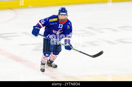 Kloten, Schweiz, 24. November 2024: #13 Marek Klanduch, Stürmer EHC Kloten U20-Elit Team. (Foto: Andreas Haas/dieBildmanufaktur) Stockfoto