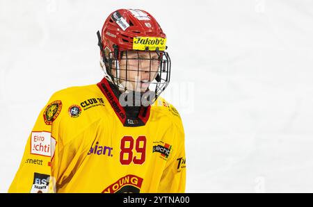 Kloten, Schweiz, 29. November 2024: #89 Maxime Rausch, Stürmer SCL Young Tigers U20-Elit Team. (Foto: Andreas Haas/dieBildmanufaktur) Stockfoto