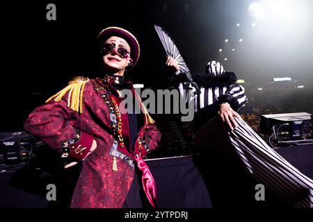 Mailand, Italien. Dezember 2024. Allgemeine Ansicht des Unipol Forums vor Naska tritt am 7. Dezember 2024 live im Unipol Forum in Mailand auf. Credit: Mairo Cinquetti/Alamy Live News Stockfoto