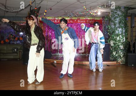 TAIPEI, CHINA - 6. DEZEMBER 2024 - Acqua R.Y.G., bestehend aus Lin Yujia, Always You und Trunkene Texte, nahmen an der Veröffentlichung des neuen Songs des Dynami Teil Stockfoto