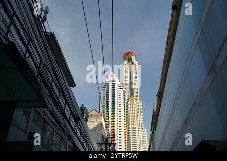 Bangkok, Thailand - 28. November 2024: Der Baiyoke Tower von Bangkok in Thailand Asien, das berühmte baiyoke Skyhotel Gebäude Stockfoto