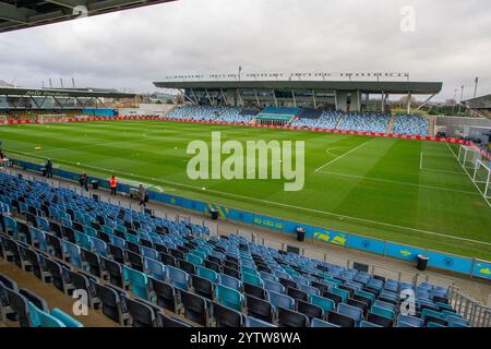 Manchester, Großbritannien. Dezember 2024. Allgemeine Ansicht des Joie Stadions während des Spiels der Barclays FA Women's Super League zwischen Manchester City und Leicester City im Joie Stadium, Manchester am Sonntag, den 8. Dezember 2024. (Foto: Mike Morese | MI News) Credit: MI News & Sport /Alamy Live News Stockfoto