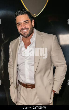 Las Vegas, NV, USA. Dezember 2024. Mike Shouhed bei der VIP Grand Opening der Vegas Auto Gallery in Las Vegas, Nevada am 8. Dezember 2024. Quelle: Dee Cee Carter/Media Punch/Alamy Live News Stockfoto