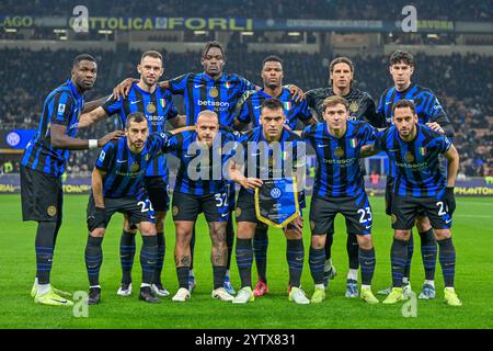 Mailand, Italien. Dezember 2024. Das Startelf von Inter für das Spiel der Serie A zwischen Inter Mailand und Parma bei Giuseppe Meazza in Mailand. Stockfoto