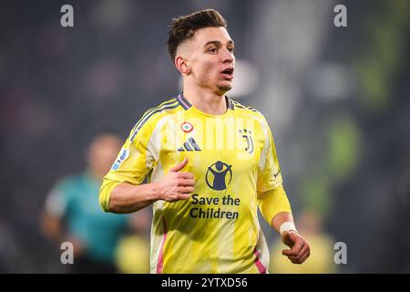 Turin, Italien, Italien. Dezember 2024. Francisco CONCEICAO von Juventus während des Spiels der Serie A zwischen Juventus FC und Bologna FC im Allianz Stadium am 7. Dezember 2024 in Turin, Italien. (Kreditbild: © Matthieu Mirville/ZUMA Press Wire) NUR REDAKTIONELLE VERWENDUNG! Nicht für kommerzielle ZWECKE! Quelle: ZUMA Press, Inc./Alamy Live News Stockfoto