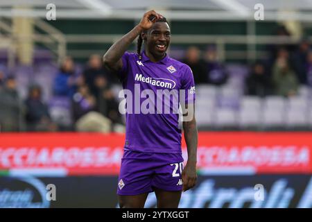 Firenze, Italien. Dezember 2024. Moise Kean von ACF Fiorentina Gesten während des Spiels zwischen ACF Fiorentina und Cagliari Calcio im Artemio Franchi Stadion in Florenz (Italien) am 8. Dezember 2024. Quelle: Insidefoto di andrea staccioli/Alamy Live News Stockfoto