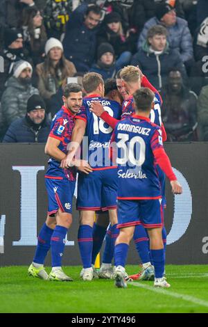 Turin, Italien. Dezember 2024. Dan Ndoye (11) von Bologna erzielte 0-1 während des Spiels der Serie A zwischen Juventus und Bologna im Allianz-Stadion in Turin. Quelle: Gonzales Photo/Alamy Live News Stockfoto