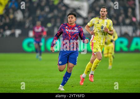 Turin, Italien. Dezember 2024. Santiago Castro (9) von Bologna wurde während des Spiels der Serie A zwischen Juventus und Bologna im Allianz-Stadion in Turin gesehen. Quelle: Gonzales Photo/Alamy Live News Stockfoto