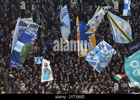 Rom, Latium. Dezember 2024. Lazio-Fans beim Achtelfinale des Italienpokals Lazio-Neapel im Olympiastadion, Italien, 5. Dezember 2024. AllShotLive Credit: SIPA USA/Alamy Live News Stockfoto