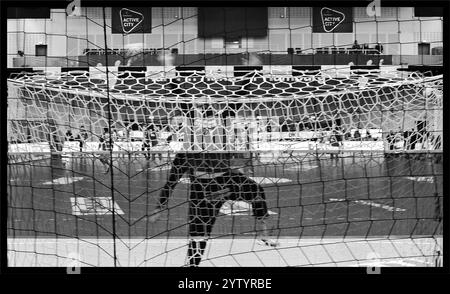 HSV Handball vs. SC DHfK Leipzig, Torwarttraining Handball Sport Verein Hamburg, Alsterdorfer Sporthalle Hamburg Stockfoto