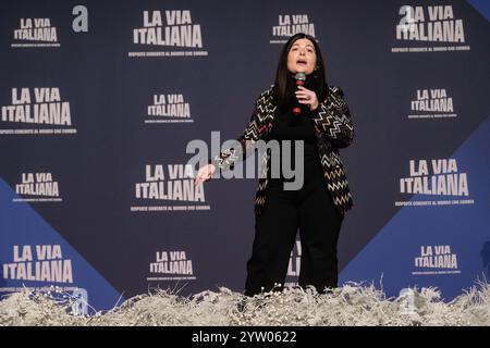 Roma, Italien. Dezember 2024. Chiara Colosimo in occasione di &#x2018;Atreju 2024 - La Via italiana“, politica e Villaggio di Natale di Fratelli d'Italia FDI A Roma Domenica 08 Dicembre 2024 (Foto Mauro Scrobogna/LaPresse) Chiara Colosimo anlässlich von &#x2018;Atreju 2024 - der italienische Weg', Politik und das Weihnachtsdorf der Brüder Italiens FDI am Sonntag, 08. Dezember 2024 in Rom. (Foto: Mauro Scrobogna/LaPresse) Credit: LaPresse/Alamy Live News Stockfoto