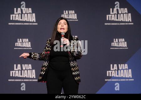 Roma, Italien. Dezember 2024. Chiara Colosimo in occasione di &#x2018;Atreju 2024 - La Via italiana“, politica e Villaggio di Natale di Fratelli d'Italia FDI A Roma Domenica 08 Dicembre 2024 (Foto Mauro Scrobogna/LaPresse) Chiara Colosimo anlässlich von &#x2018;Atreju 2024 - der italienische Weg', Politik und das Weihnachtsdorf der Brüder Italiens FDI am Sonntag, 08. Dezember 2024 in Rom. (Foto: Mauro Scrobogna/LaPresse) Credit: LaPresse/Alamy Live News Stockfoto