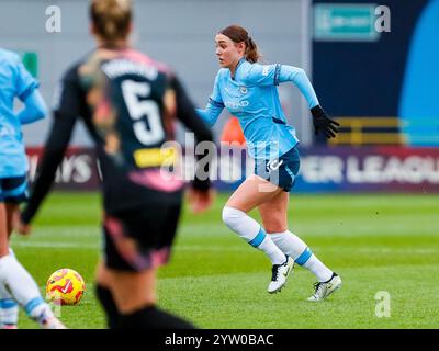 Joie Stadium, Großbritannien. Dezember 2024. Jill Roord (10 Manchester City) während der Barclays Women Super League zwischen Manchester City und Leicester City im Joie Stadium, Manchester, England, 8. Dezember 2024 | Foto: Jayde Chamberlain/SPP. Jayde Chamberlain/SPP (Jayde Chamberlain/SPP) Credit: SPP Sport Press Photo. /Alamy Live News Stockfoto